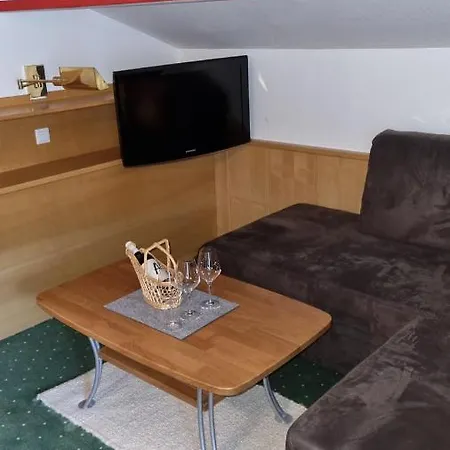 Gaestehaus Christl Апартаменты Радштадт